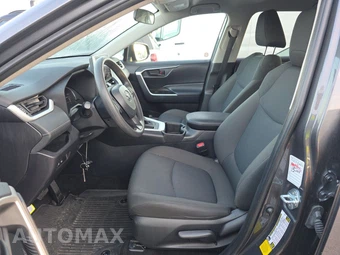 2025 Toyota RAV4 LE - miniatura 7