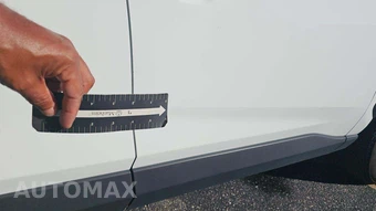 2025 Toyota RAV4 LE – miniatura 18