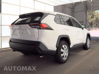 2025 Toyota RAV4 LE – miniatura 4
