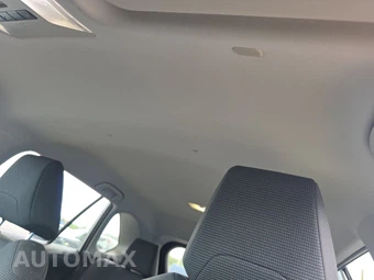 2025 Toyota RAV4 LE – miniatura 18