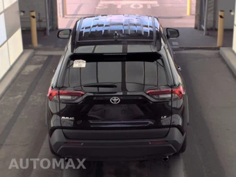 2025 Toyota RAV4 LE - miniatura 5