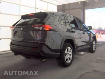 2025 Toyota RAV4 LE - miniatura 4