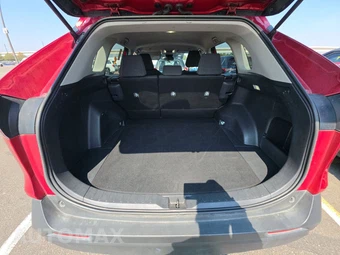 2025 Toyota RAV4 LE - miniatura 16