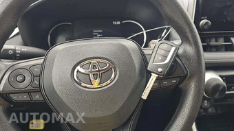 2025 Toyota RAV4 LE - miniatura 19