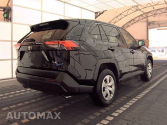 2025 Toyota RAV4 LE - miniatura 4