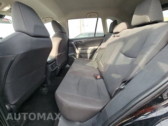 2025 Toyota RAV4 LE – miniatura 13