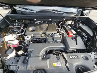 2025 Toyota RAV4 LE – miniatura 15