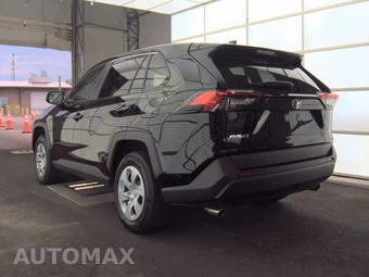 2025 Toyota RAV4 LE – miniatura 6
