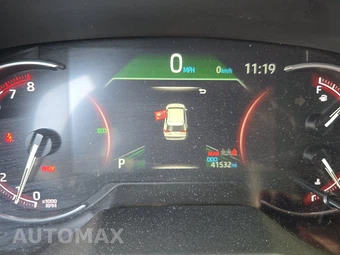 2025 Toyota RAV4 LE - miniatura 12