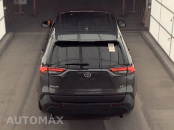 2025 Toyota RAV4 LE - miniatura 5