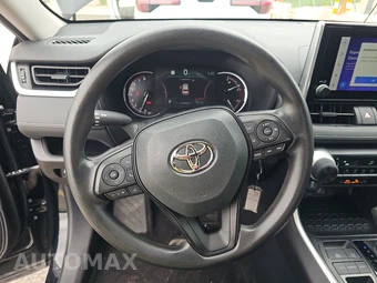 2025 Toyota RAV4 LE - miniatura 10