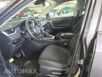 2025 Toyota RAV4 LE - miniatura 7