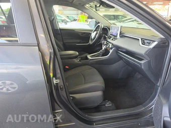 2025 Toyota RAV4 LE - miniatura 8