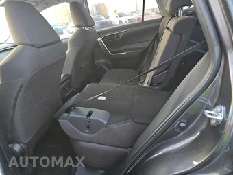 2025 Toyota RAV4 LE - miniatura 13