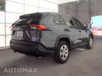 2025 Toyota RAV4 LE - miniatura 4