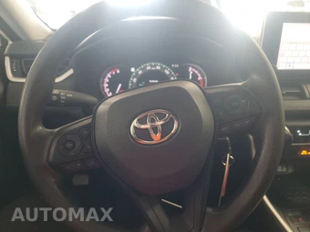 2025 Toyota RAV4 LE - miniatura 10