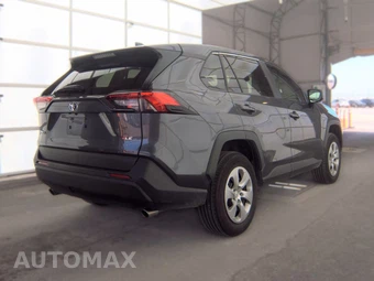 2025 Toyota RAV4 LE - miniatura 4