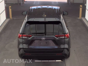 2025 Toyota RAV4 LE - miniatura 5