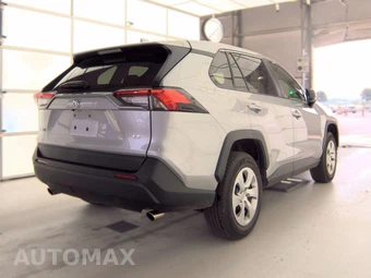 2025 Toyota RAV4 LE - miniatura 4