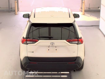 2025 Toyota RAV4 LE - miniatura 5