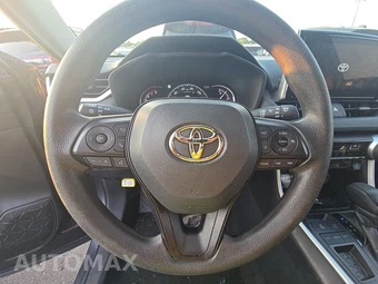 2025 Toyota RAV4 LE - miniatura 10