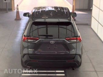 2025 Toyota RAV4 LE - miniatura 5