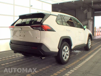 2025 Toyota RAV4 LE - miniatura 4