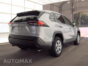 2025 Toyota RAV4 LE - miniatura 4