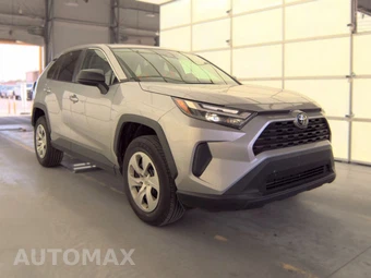2025 Toyota RAV4 LE - miniatura 3