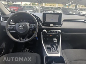 2025 Toyota RAV4 LE - miniatura 18