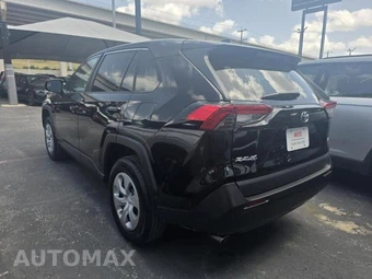 2025 Toyota RAV4 LE - miniatura 19