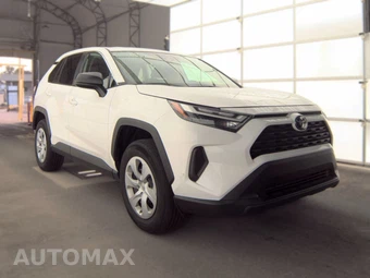 2025 Toyota RAV4 LE - miniatura 3