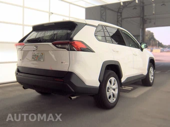 2025 Toyota RAV4 LE - miniatura 4