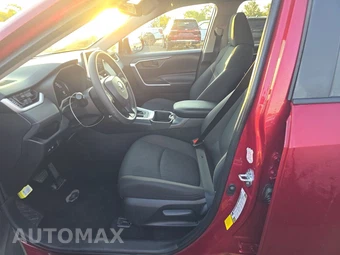 2025 Toyota RAV4 LE - miniatura 7