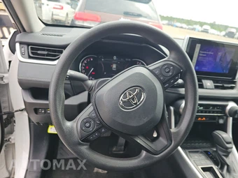2025 Toyota RAV4 LE - miniatura 10