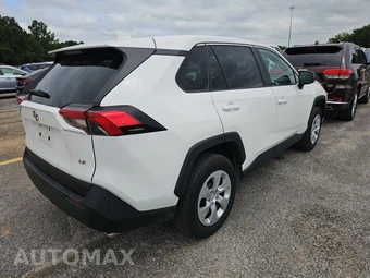 2025 Toyota RAV4 LE - miniatura 4