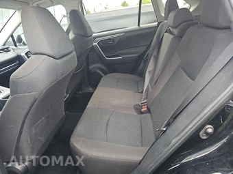 2025 Toyota RAV4 LE - miniatura 13