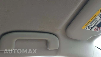 2025 Toyota RAV4 LE - miniatura 23
