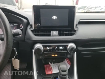 2025 Toyota RAV4 LE - miniatura 11