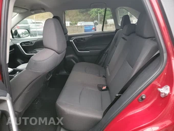 2025 Toyota RAV4 LE - miniatura 13