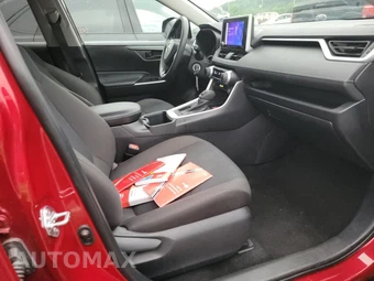 2025 Toyota RAV4 LE - miniatura 8