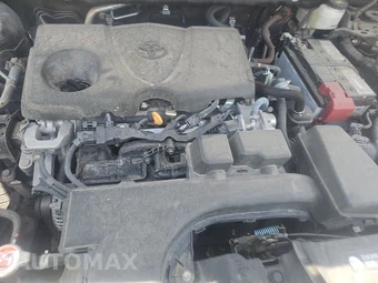 2025 Toyota RAV4 LE - miniatura 15