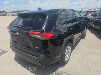 2025 Toyota RAV4 LE - miniatura 4