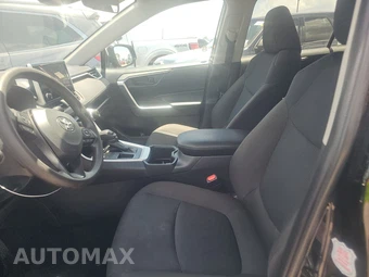 2025 Toyota RAV4 LE - miniatura 7