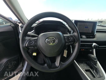 2025 Toyota RAV4 LE - miniatura 10