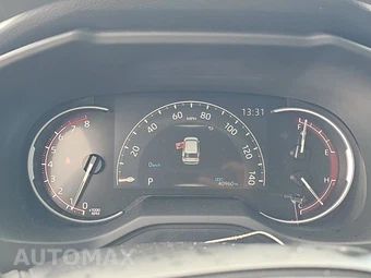 2025 Toyota RAV4 LE - miniatura 12
