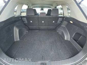 2025 Toyota RAV4 LE - miniatura 16