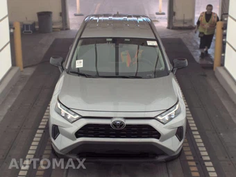 2025 Toyota RAV4 LE - miniatura 2