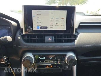 2025 Toyota RAV4 LE – miniatura 8