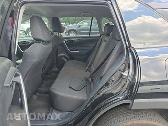 2025 Toyota RAV4 LE - miniatura 19